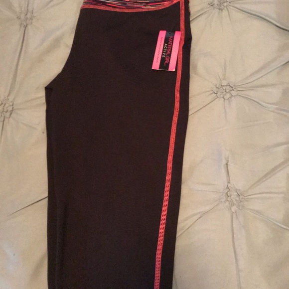 Material Girl Leggings and Tank Set - Picture 4 of 7